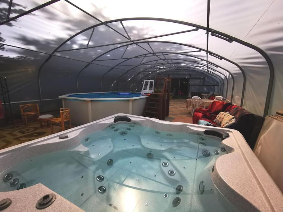 Country Side Haven Two Double Ensuite Bedrooms Couples Exclusive Rate Offered Saint-Michel-de-Montjoie Esterno foto